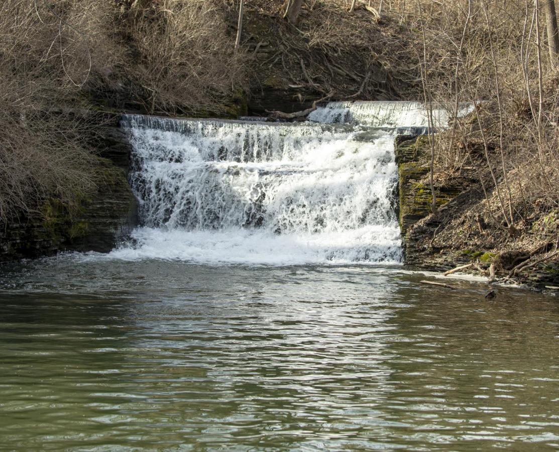 The Overlook At Burdett Falls Exterior foto